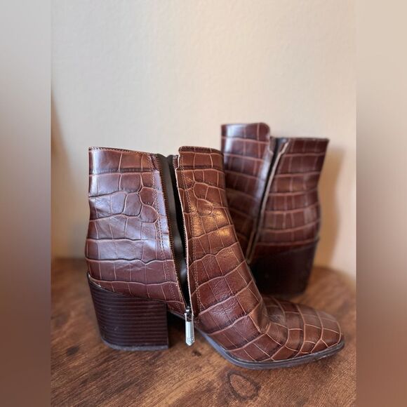 Same Edelman Cari Brown Embossed print Booties size 8.5 - Picture 8 of 12
